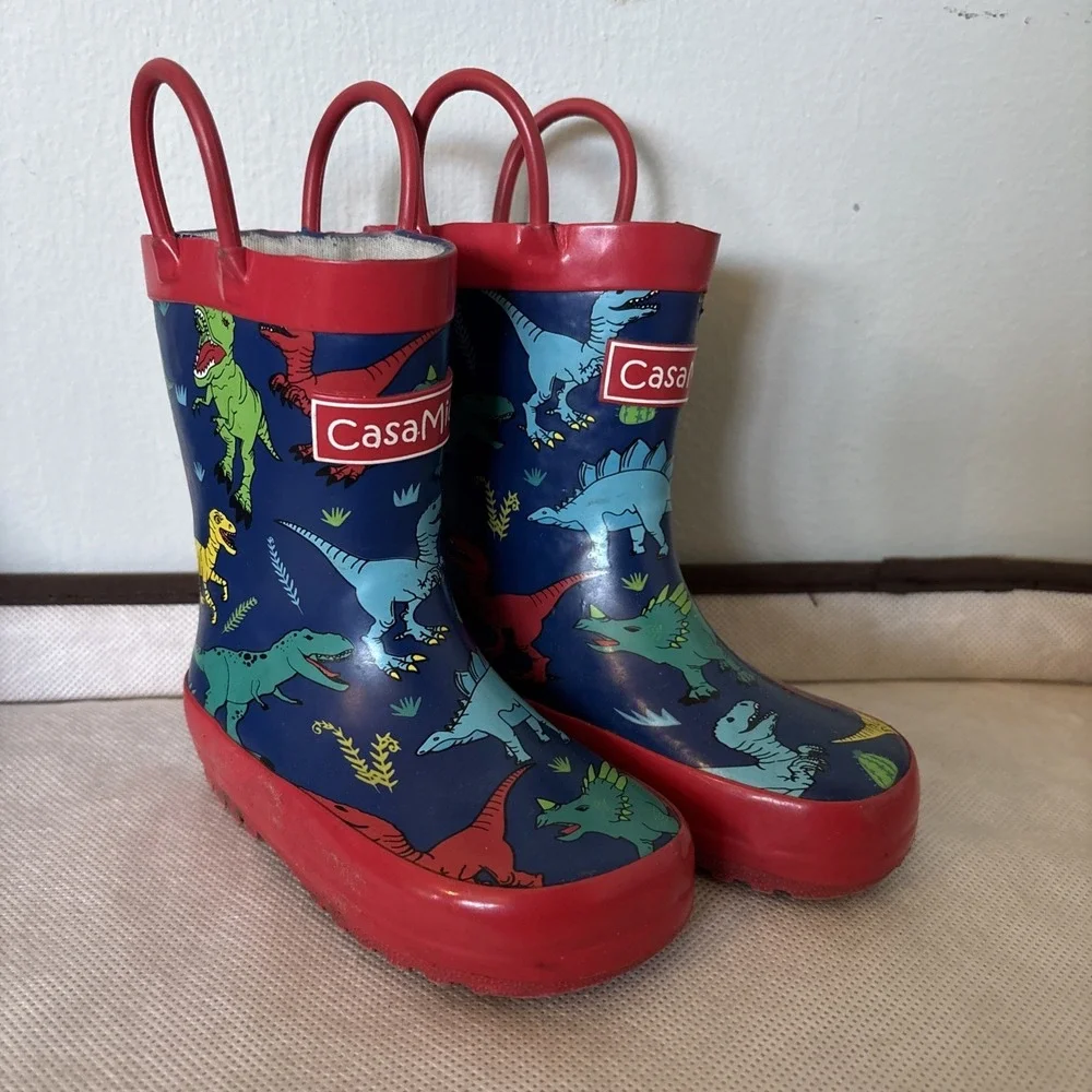 CasaMiel Kids Size 5 Dinosaur Rain Boots‎ Pre-Owned Pull Up Style